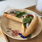 イエ トゥーン - ローストポークのバインミー