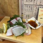 姫路の魚酒場 三士 - 