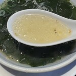 一升びん - 透き通ったスープ