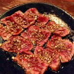 カントニクス - マトンのカルパッチョ！ハーブの香りもよく、とっても美味しかった！マトンとは思えないくらい臭みもなく、今日一番好みだった！