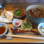 Soba Nikko - 天ぷらnicco（せいろ・天ぷら二種・サラダ・白玉デザート）かけ蕎麦に＋100円で変更可能。