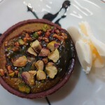 Mont St. Clair - フォンダンショコラピスタチオにハーゲンダッツ