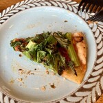 パイ ホリック - 菜花とオリーブピザパイ　春っぽいピザです。菜の花が大好きなので嬉しいピザ♡旨いーーー♡