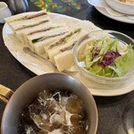 珈琲専門館 伯爵 - 