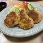 とんかつオゼキ 鈍池店 - ヒレカツ定食（個人的には肉の旨みが強く、トンカツよりヒレがオススメ！）