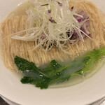 紅ズワイガニらぁ麺 まるはち屋 - 