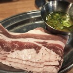 焼肉ホルモンたけ田 - 焼きしゃぶ牛カルビポン酢