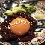 焼肉ホルモンたけ田 - さくらユッケ