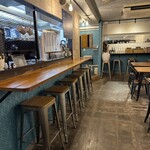 cafe&gin mono - 店内