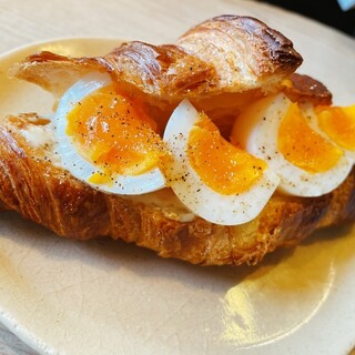 イエロー カフェ_0