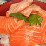 海鮮丼 まぐろ家 - 