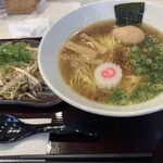 中華そば まるは - 