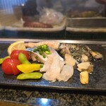四方平 - 安すぎる刺し盛り
