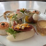 ザ・ラウンジ - 