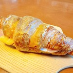 ジャン フランコ - 低糖質クロワッサン〜ハム&チェダーチーズ 〜