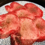 本格焼肉・もつ鍋 肉衛門 - 