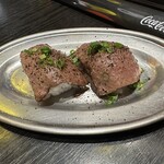 焼肉ホルモン酒場 まる助 - 
