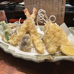味処 季布や - おまかせ天ぷら盛り合わせ