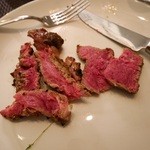 BLT Steak - ステーキの焼き方はレアでお願い