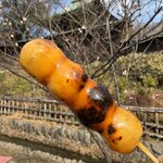 八起 - みたらしだんご150円