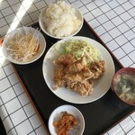 一軒餃子 - ランチの唐揚げ定食