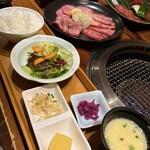 松庵 韓菜房 栄大津通店 - 