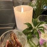 近江牛 すき焼き しゃぶしゃぶ 都 - ロウソクは大根の皮で作られています