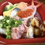 丼丸 さかな日和 - 料理写真: