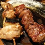 やきとりかどちゃん - （2009/11月-2）「焼鳥」（身とレバー）