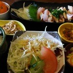 食楽々 - 鳥刺しの定食