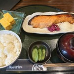 鮭山マス男商店 桜木店 - 