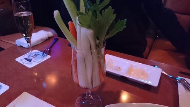 ラウンジバー くじら 沼津 バー 食べログ