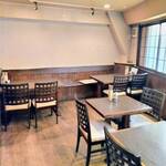 海樹 - 内観の一部（テーブル席）