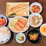 海樹 - 今日のラインナップ（重複している小鉢や漬物などは、載せていません）