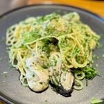 アランチャ - 牡蛎と青ネギのペペロンチーノ