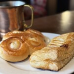 ハモンカフェ - アップルパイ　ハムロール