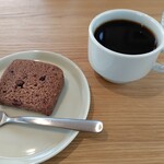 dish&table - 食後のデザートとコーヒー