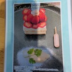 FRUiT 阪神梅田店 - メニュー①いちごの紅茶レアチーズケーキ