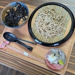 手打ち蕎麦 鶴 - 花巻納豆せいろ