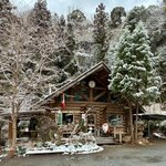 おじいさんの古時計 - 外観(雪景色)