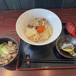麺カフェ花京院 - 料理