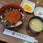 柿崎商店 海鮮工房 - 自家製いくら丼