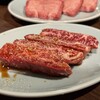 炭火焼肉ホルモン うらら