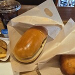 コッペ田島 - 料理写真:コク旨ソース焼きそば(326円)+ポテトドリンクセット(ピロシキ、アイスコーヒー)(540円)