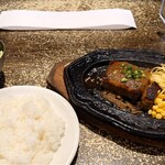 ふらんす亭 - 料理写真:ふらんす亭ステーキ140g（和風オリジナルソース） 1,580円