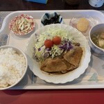 イランカラプテ - 料理写真:生姜焼き　単品　980円