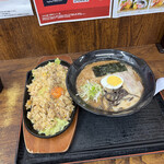元気ダイニングヒライ東町店 - 山ちゃんラーメン鉄板レタス炒飯小セット