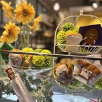 パンどろぼうカフェ - レジ横のコーナー③