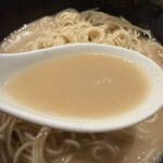 金田家 - スープ