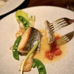 イカリヤ食堂 - 白身魚のポアレ